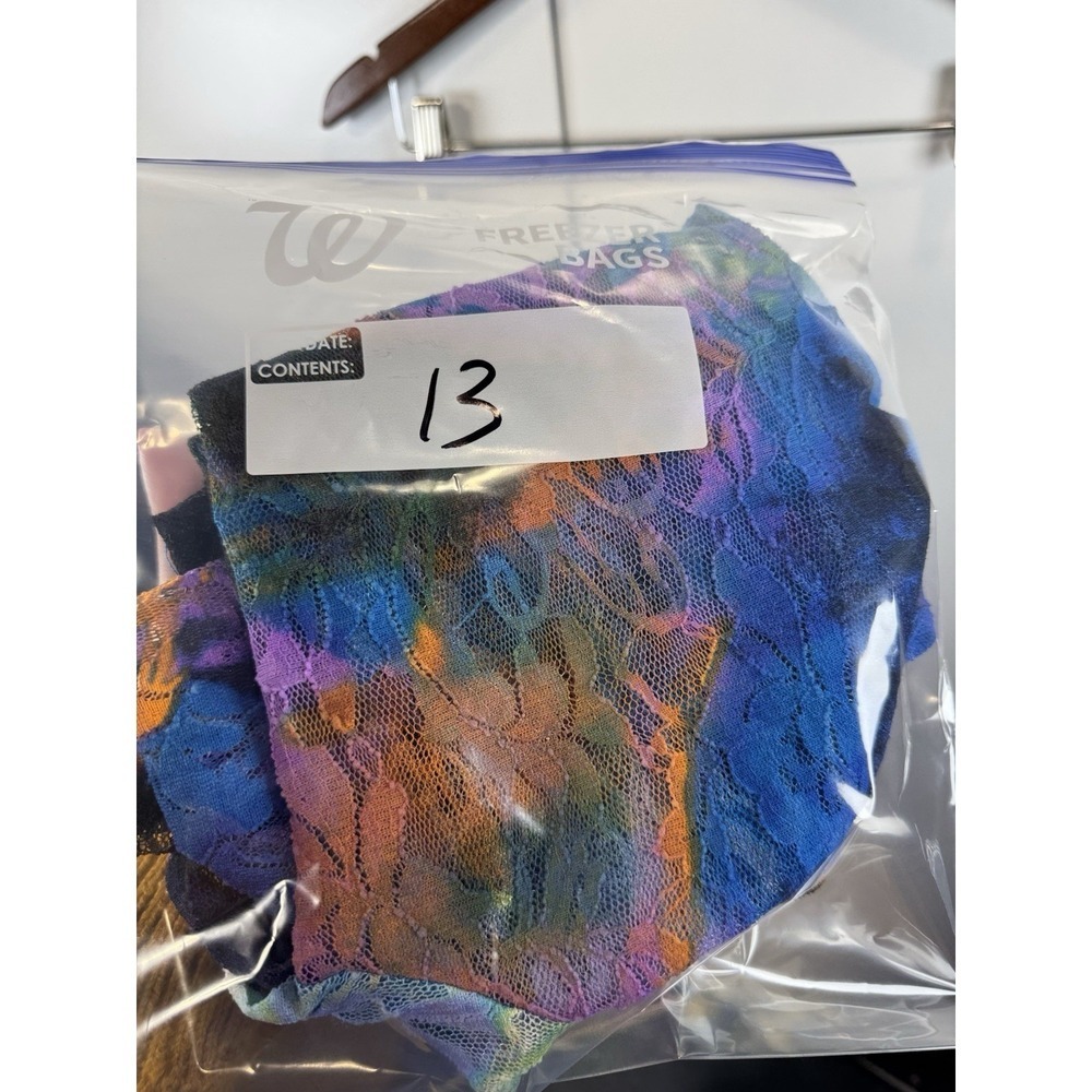 BKE Lace Overlay Tie Dye Short Sleeve Top Women M Blue Purple Orange Black - Picture 7 of 8